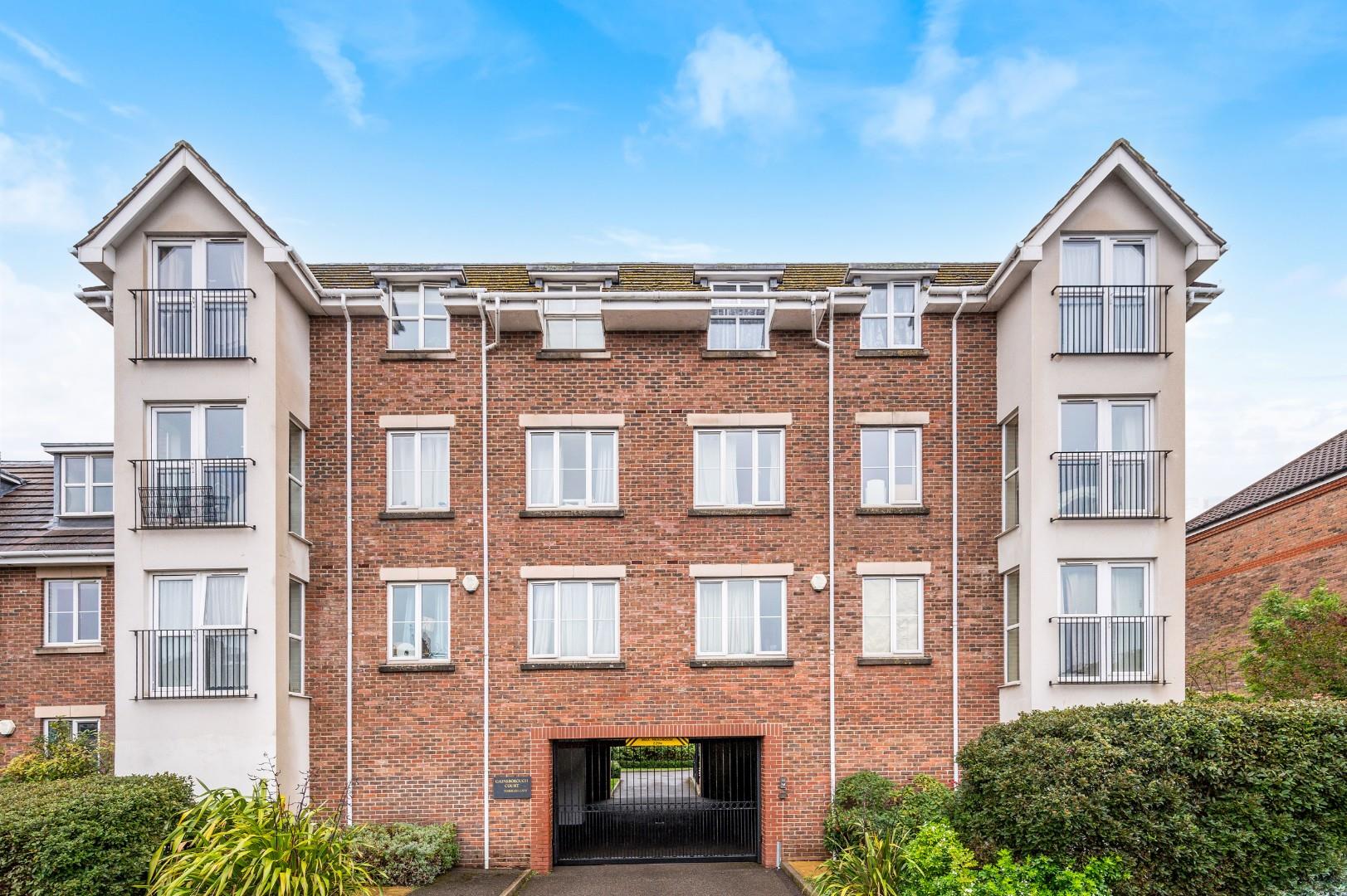 Gainsborough Court, Kingston Road, Stoneleigh